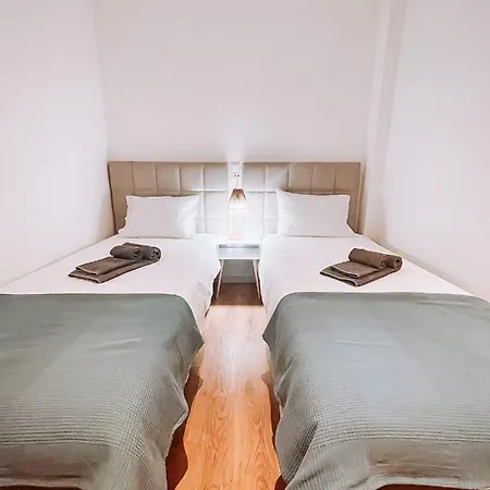 アパート Oursea - Sea View With Pool - Fully Renewed 2022 アルブフェイラ
